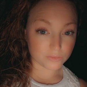 Meet your Posher, Christin